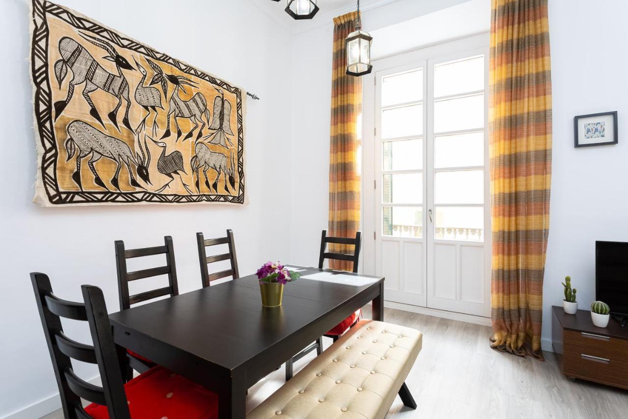 Julieta Historical Apartment By AlohaΜάλαγα Εξωτερικό φωτογραφία
